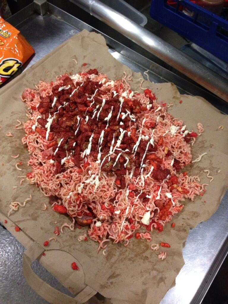 TRY IT OR DIET on X: "Hahaha prison spread. http://t.co/Bfgx44qrLV" / X