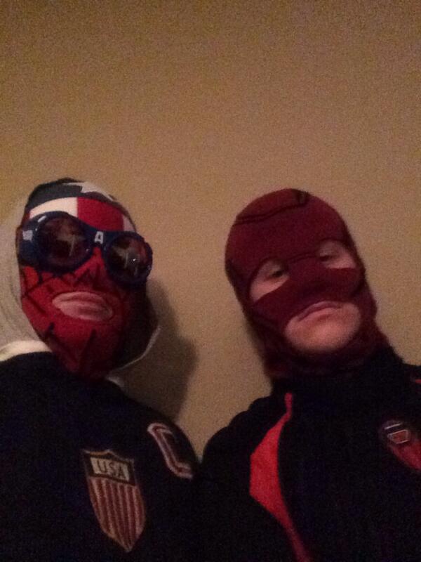 Kid_Cap_'s tweet photo. We're ready @RLSH_Red_Bandit http://t.co/4XVm9oLlKE