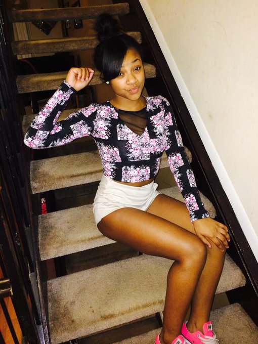 Watch Marie 👑's leaked NSFW photo on TwXstars