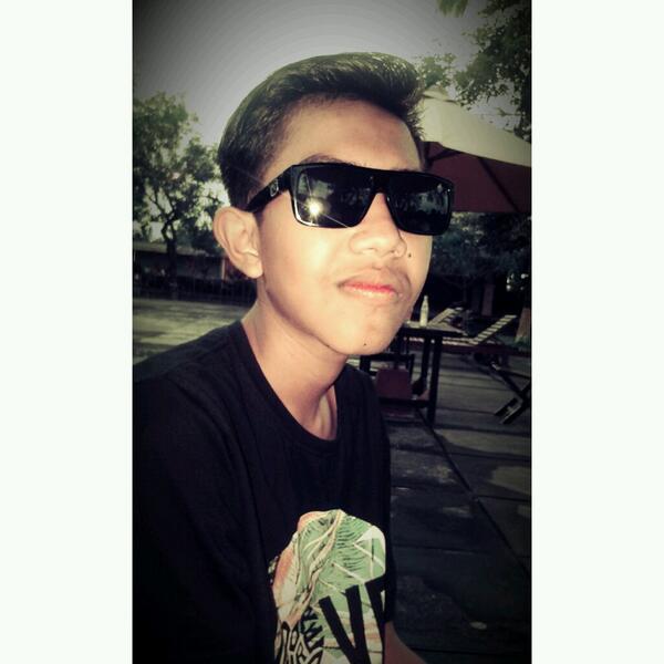 bagusary13's tweet photo. http://t.co/BMNi392Vq4