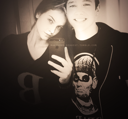 ______yJustin tweet picture