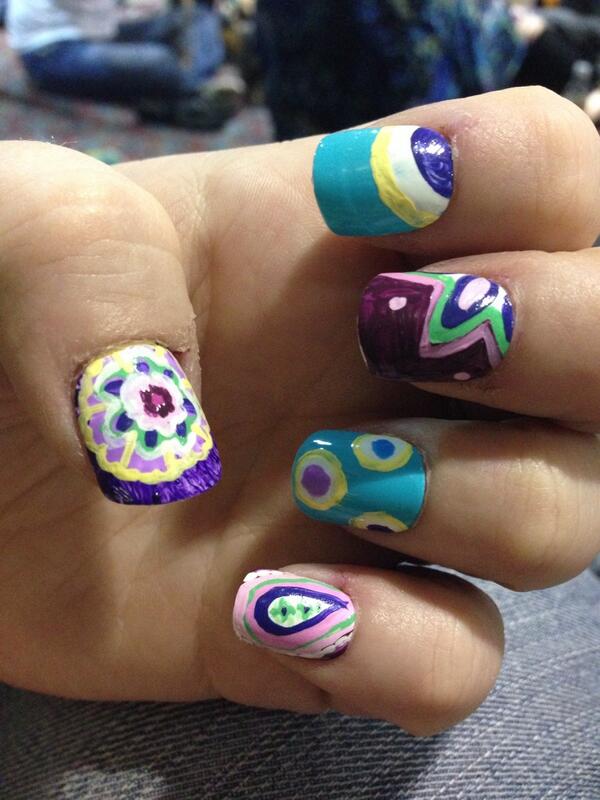 verabradley's tweet image. So cute! RT @leeannmc: @verabradley excited for our #vbos nails again this year!! #vbos14 @emmachaela