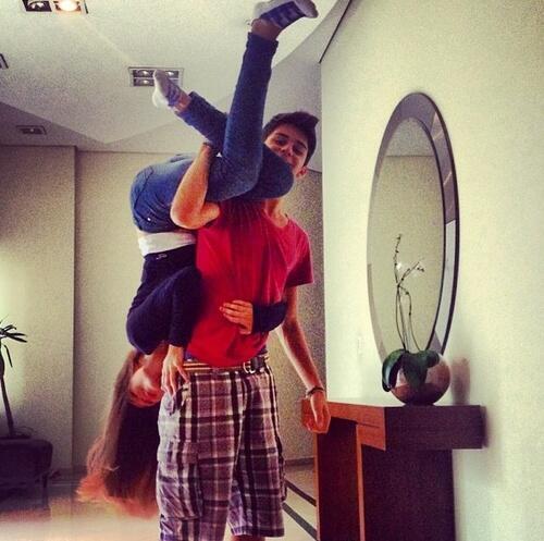 reIatablemsgs's tweet image. playful relationships &amp;gt;