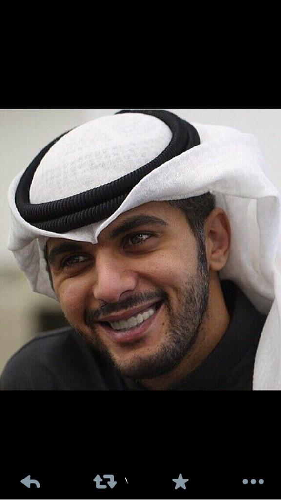 اللهم اشفه شفاء ليس بعده سقما ابدا..اللهم خذ بيده اللهم احرسه بعينيك التى لا تنام .
اميين يارب العالمين 
ناصر العرفج