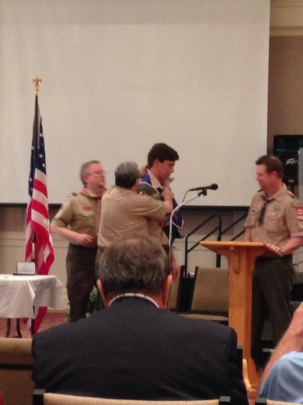 TylerRSeabreezy's tweet image. My boy @E_L_MO97 becoming an Eagle Scout today #alwayshustling