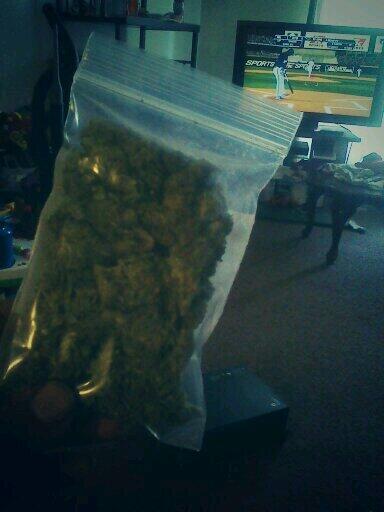 BITCH I DO DRUGS #DUMMY http://t.co/IcMlJdyCeC<a href="/tag/dummy"class="tags">#DUMMY</a>