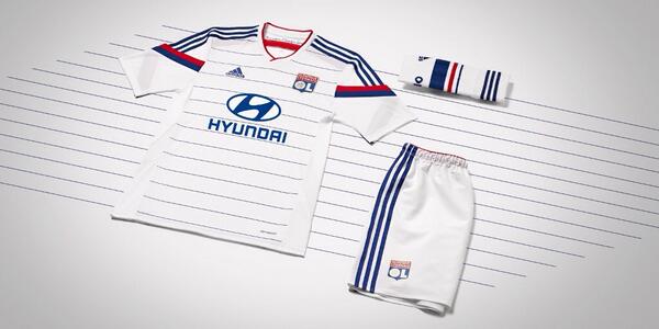 adidasFR tweet picture