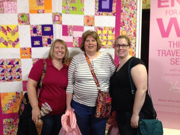 cmclisat's tweet image. #vbos Fun day shopping with friends!