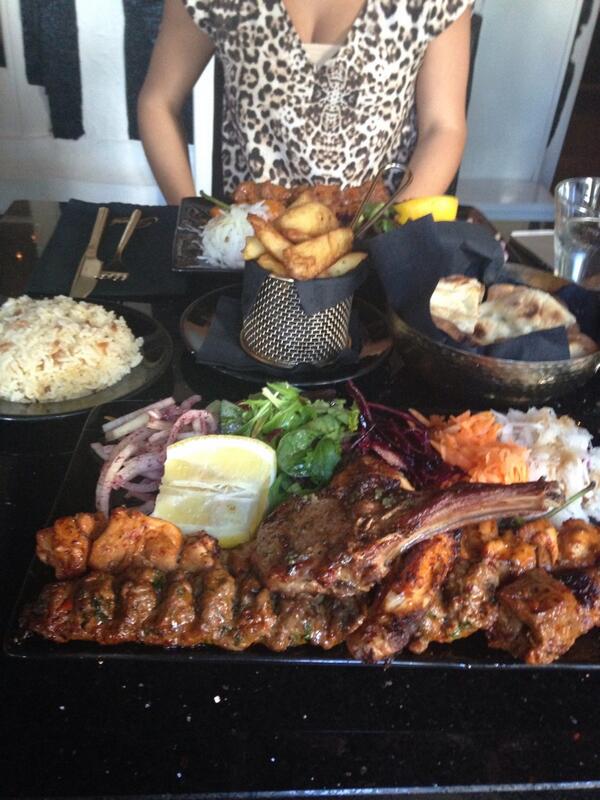 johnnylee56's tweet photo. #Sheesh #Chigwell http://t.co/v4XYK7bcsl