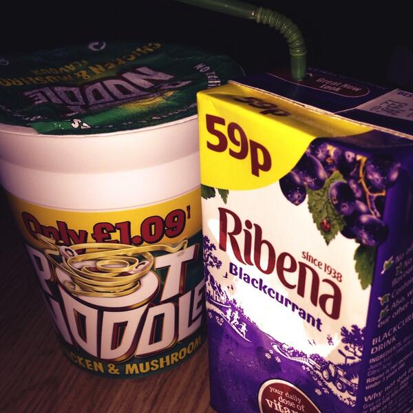 SixString_Jimmy's tweet photo. Pot noodles and Ribena make me happy after a night of alcohol #potnoodle #ribena #hangover #toomuchdesperados http://t.co/RY4mQPppCS
