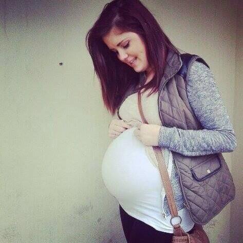 EmieRowe's tweet image. #countDown #pregnancy #9weeks #ToGo