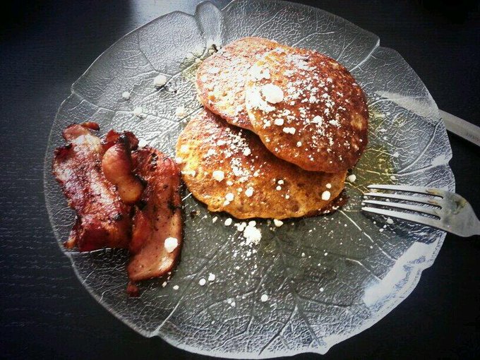 I added flax meal to my gluten free pancake mix and it made them all fluffy n stuff! Yay! http://t.c<a href="/tag/bts"class="tags"><span>#bts</span></a><a href="/tag/profile"class="tags"><span>#profile</span></a><a href="/tag/assswag"class="tags"><span>#assswag</span></a>