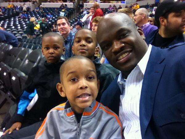 CoachTimFuller's tweet image. Fuller Boys on the Wood at first NBA - just slap five with @KDTrey5 #blessed ON THE WOOD
