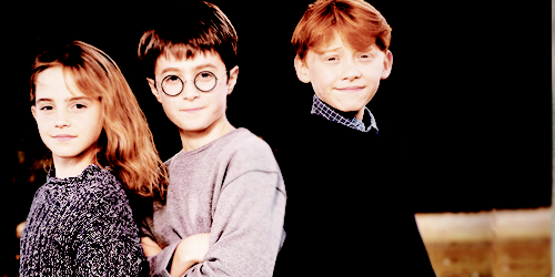 OpssWeasley's tweet image. pq amo tanto essa foto? #MioneSuaLinda #HermioneTemUmaPeleLegal