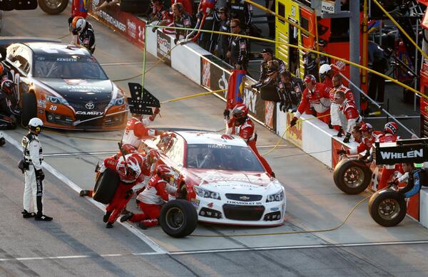 NASCAR's tweet image. Two tires or four tires? #NASCAR.com's crew chief @BradParrott breaks down the call: nascar.com/en_us/news-med…