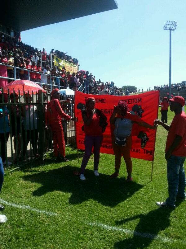 litha_zibula's tweet photo. @EconFreedomZA @Julius_S_Malema @AdvDali_Mpofu @DailyDispatch @HeraldPE @HajraOmarjee EFF is strong in the E Cape http://t.co/1JJ1GYJS2L