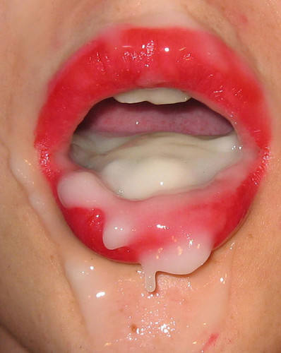 ThickCock69's tweet photo. Her yummy treat on a #sexy #SpermSunday http://t.co/XoV5KRMLVa