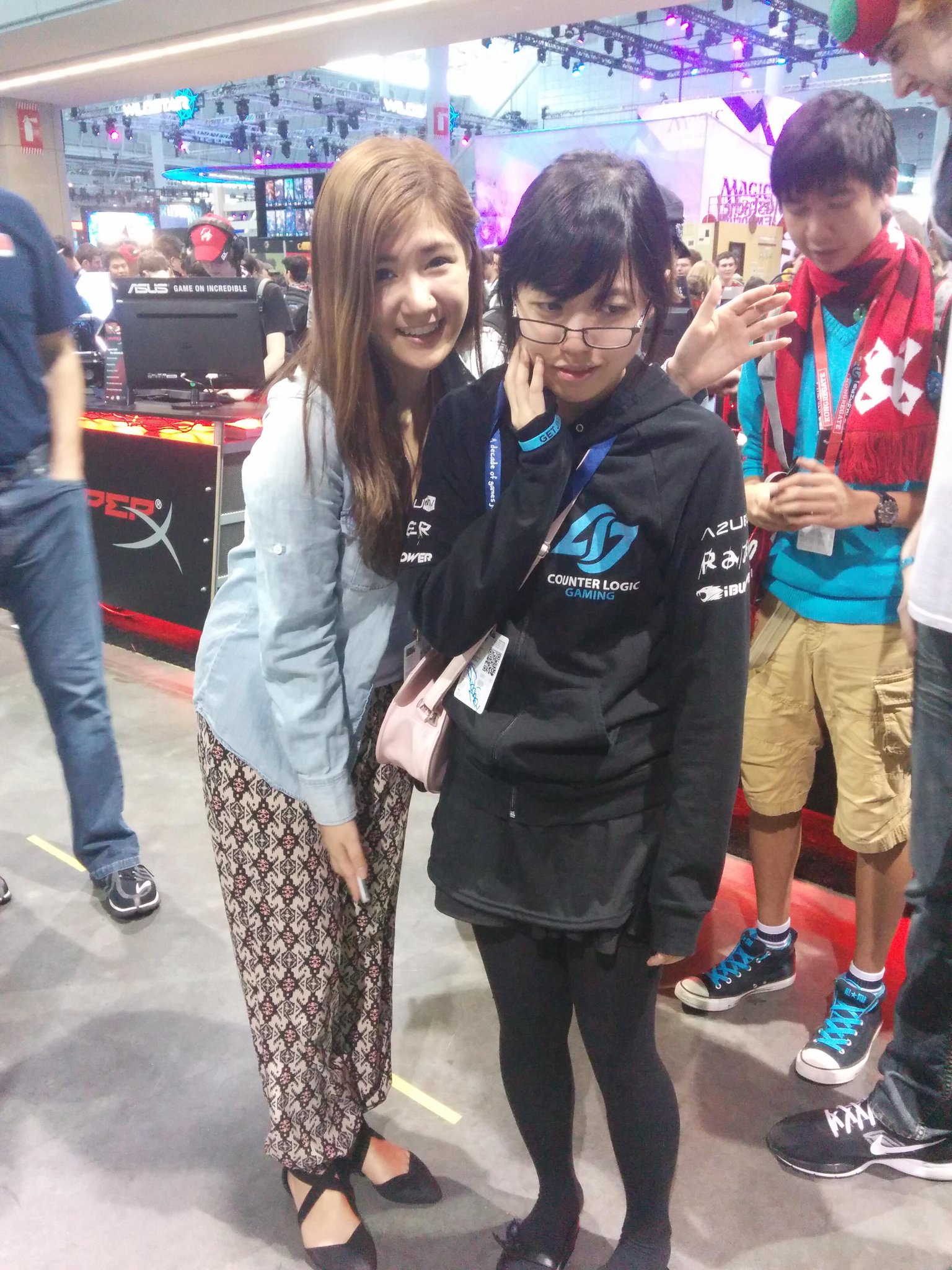 Twitter lilypichu Twitter lilypichu
