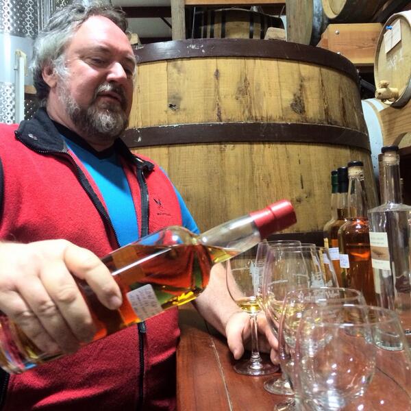 Crispin Crain of Germain-Robin pouring Low Gap Whiskey at their distillery in Ukiah, CA. @tedwardwinesnyc