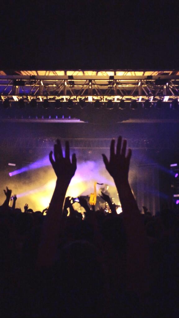 FamFunk's tweet image. Show Love Spread Love 💛🎷 Thanks again for an amazing experience! @mynameisGRiZ #FunkFam