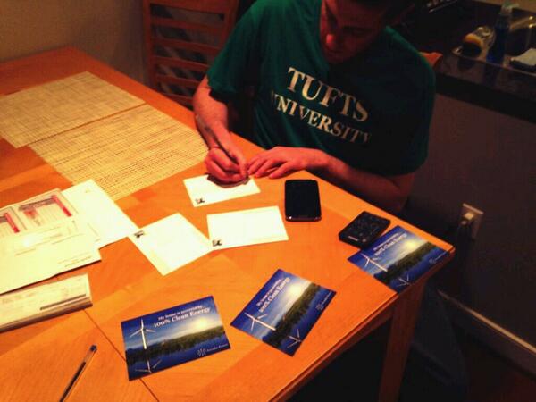 spreading the word about @ArcadiaPower  with @cmaisel. remember: #EarthDay is in less than 10 days...