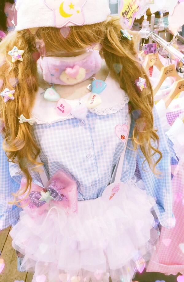 _milklim's tweet photo. 早速ボディー変えました💓🍒 http://t.co/vXCe98OGtw