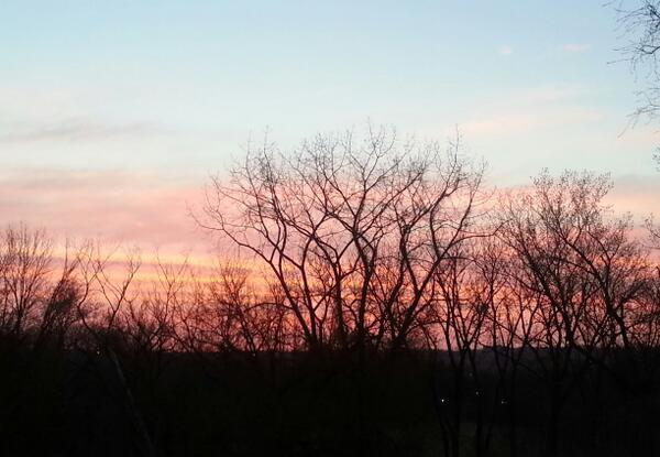Good morning from North Jersey! #nj #northjersey #sunrise #colorfulsunrise #Monday