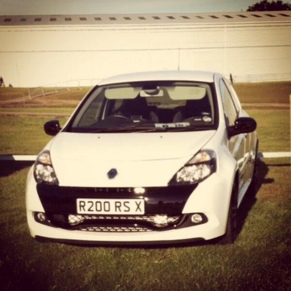 NeilTci's tweet photo. @PixarMyCar could you Pixar my car please 😃👍 http://t.co/FFC69tnZbt