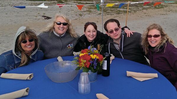 BayAreaDivorce's tweet image. A great group of FL Attorneys &amp;amp; FLEXCOM members who ‘give back.’ From around table l-r, Barbara, Sherry &amp;amp; David.