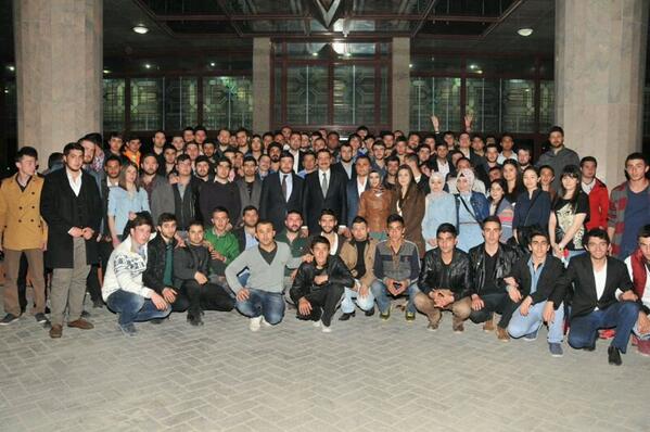 Ak Başkanın
Ak Gençliği.
<a href="/kbbmustafaak/">Mustafa AK 🇹🇷🇵🇸</a> @YamurBlent <a href="/cmutlu1453/">Cansu Mutlu</a>