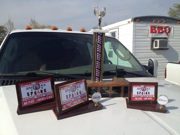 FireBugBBQ's tweet image. Just like the label says, "FireBug is excellent on chicken, pork and especially ribs!