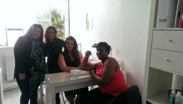 sndsn211's tweet photo. Another successful class @BossNails  academy north London. http://t.co/Sp5qm4FCDT