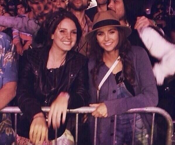 Coachella Fashion tweet media