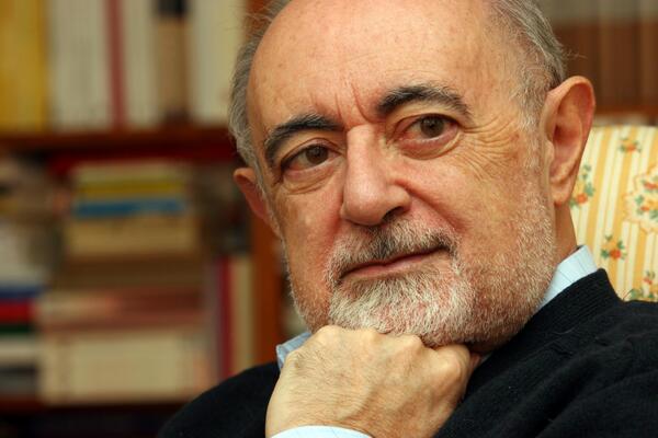 CONFERENCIA / 25 de Abril / ILM / 20.00h
"NOVELA Y CINE DE GRIEGOS Y ROMANOS" 
a cargo del Dr. Carlos García Gual.