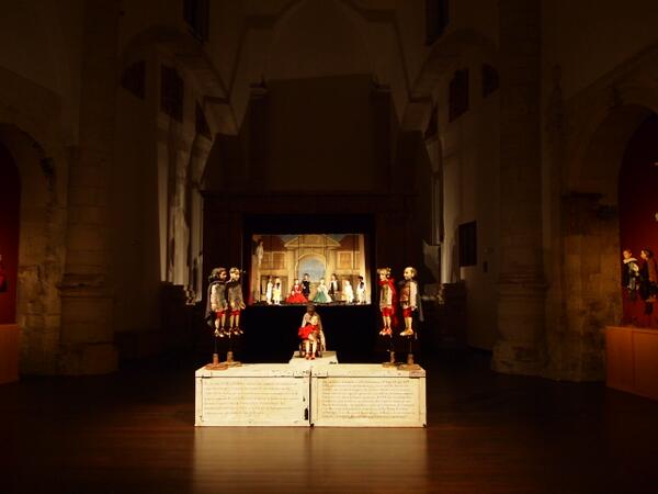 TÍTERES BARROCOS / 25 de Abril / Inst, de Lenguas Modernas / 21.00 h.
GRUPO "LA MÁQUINA REAL"
lamaquinareal.com