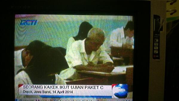 RT <a href="/tafie83/">Tafie</a>: Belajar tak kenal usia, Hadi Suarno Seorang Kakek ikuti Ujian Paket C di Depok <a href="/Nur_Mahmudi/">Nur Mahmudi Isma'il</a>