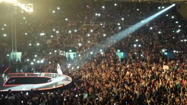 Mg_Kvis's tweet photo. Ma cosa cazzo sei?!?!!??! http://t.co/Og7SZTw6TP