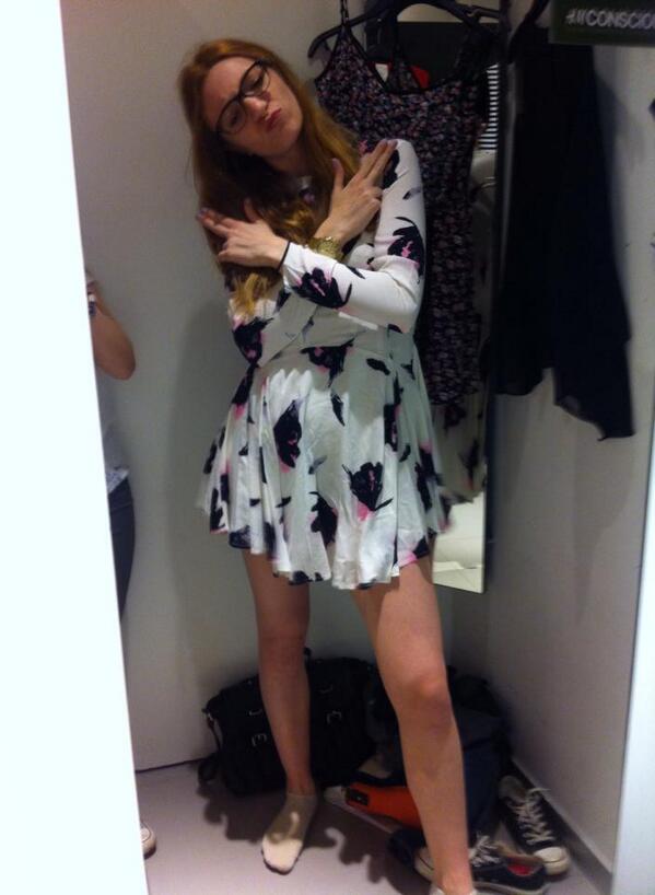 KaijaHuybrechts's tweet image. Had a fun shopping day #modelingskills #fittingroomfun