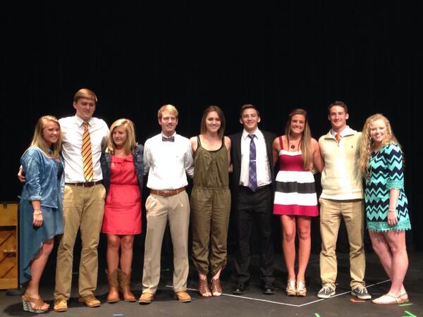 Good luck to seniors @PhilipBaites <a href="/MrParkerHenry/">Parker Henry</a> <a href="/pentecost_d/">Drew Pentecost</a> <a href="/CoreyWhite15/">Corey White</a> and <a href="/BeechLadyBucs/">Beech Lady Bucs</a> seniors.