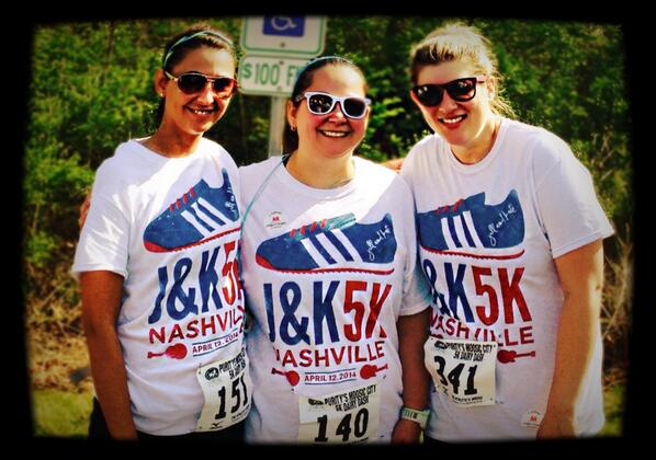 cotchey81's tweet image. @Jillandkate post race with Jill #5can