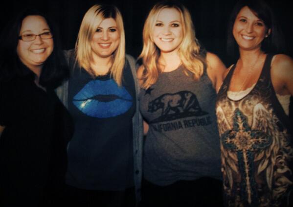 cotchey81's tweet image. Dinner #5can @Jillandkate  weekend @MBsmitter