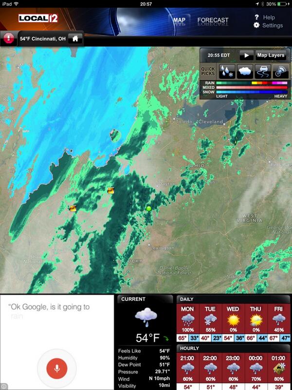 Danny_T_1453's tweet photo. What the hell is this blue crap on the radar? It's #reds #pirates not #bengals #steelers #itsaprilright http://t.co/glzKeOiVpZ