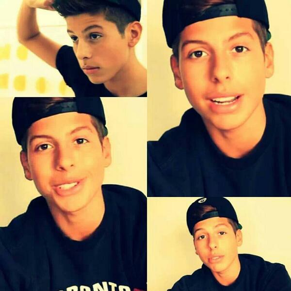 TeamHunterCol's tweet image. #ElCrew ah Comenzado todos Conectados Con el @CanalTR3CE #MattHunterConElGranFan #ElGranFan @MattHunter123