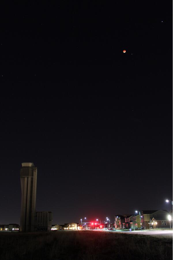 MileHightheGrey's tweet image. PHOTO: the #bloodmoon #eclipse (and Spica &amp;amp; Mars) over the @StapletonTower in @StapletonDenver flic.kr/p/n8mzza