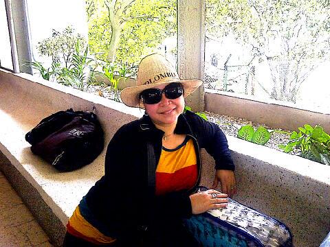 nelidaferrer's tweet photo. Rumbo a Medellin 5 de Abril 2014 http://t.co/IbUONlDvbd