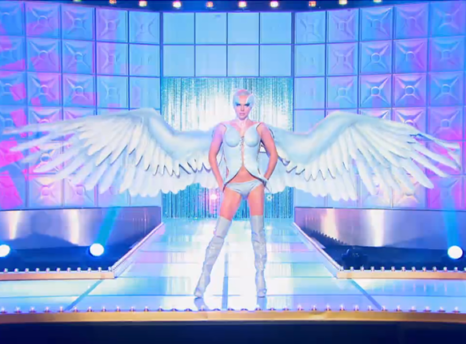 triangleDAYS's tweet image. @courtneyact I gasped LOUDLY and may have squealed! #aussieprincess #aussieangel #rupaulsdragrace