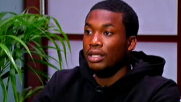 NBCPhiladelphia's tweet image. Rapper sues Philadelphia and police: on.nbc10.com/cEei9lk