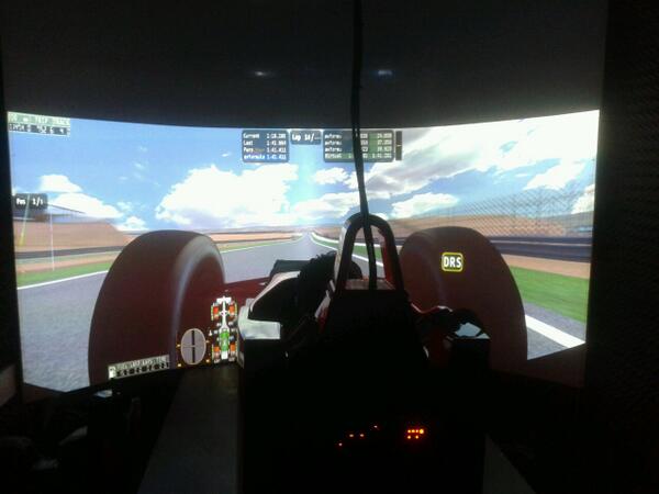 AVF_Simulator's tweet image. Testing Motorland.. Laptime battle! @beitskevisser against Adrián Vallés