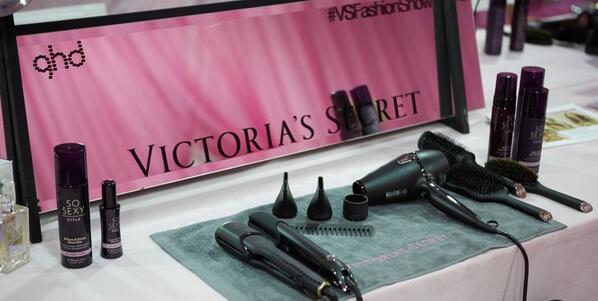 We've got the secret to <a href="/VictoriasSecret/">Victoria's Secret</a> Angels' good hair days. Can't wait for this year's #VSFashionShow in London!