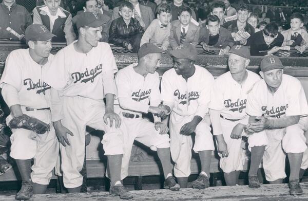 67 years ago today, Jackie Robinson broke MLB's color barrier.  #JackieRobinsonDay »